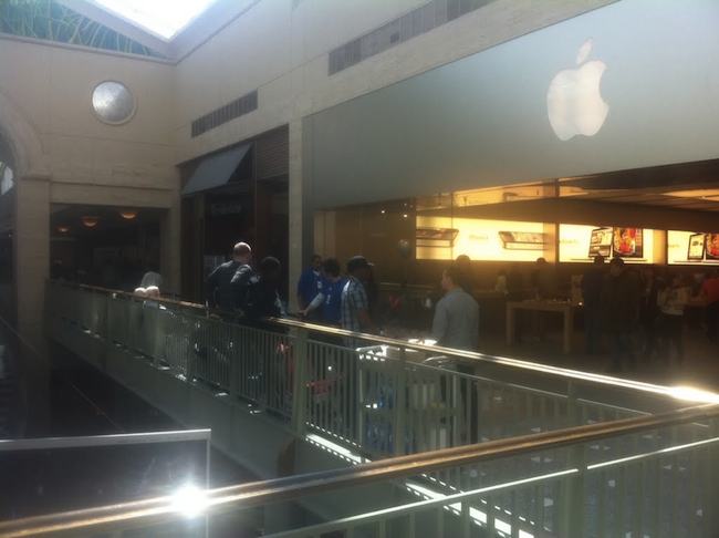 ipad 2 queues Atlanta