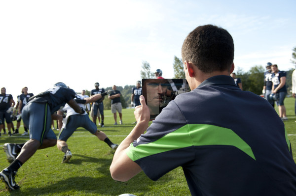 05-ipad-football