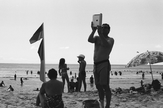 07-ipad-photo-beach