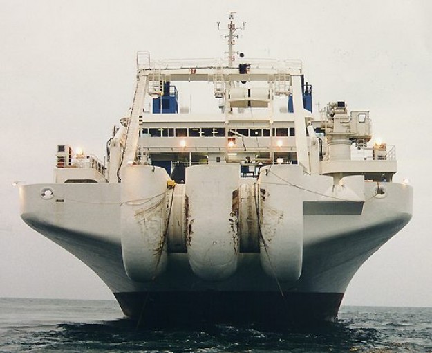 The-CS-Cable-Innovator-the-largest-cable-laying-ship-in-the-world-2