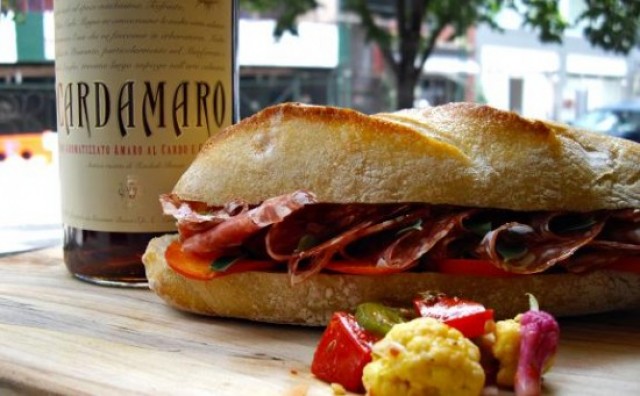 Salume-alcoholic-sanwiches3-550x341