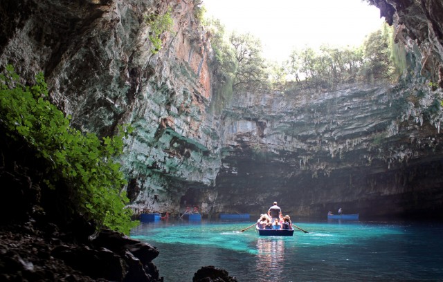 melissani-cave2