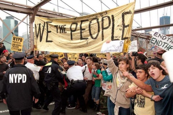 occupy-wall-street-brooklyn-bridge-october-1-2011-crowd