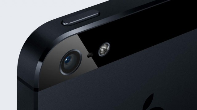 iPhone5Press-05-900-75