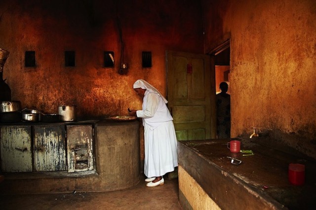 stevemccurryhomeagaintanzania8