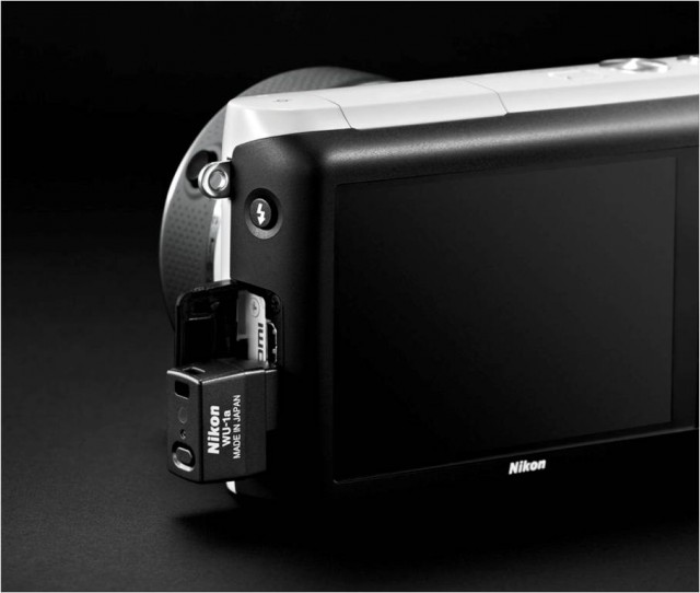 Nikon 1 S2 d