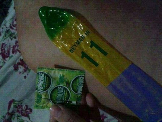 Camisinha-Neymar