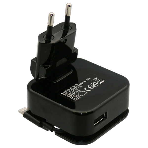 travel_charger_wrap_lightning_extra_usb_output_2100mha_black2