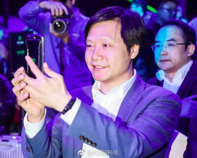 Xiaomi-Mi-Band-3-Lei-Jun