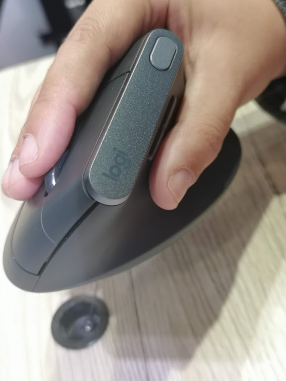 Logitech MX Vertical2