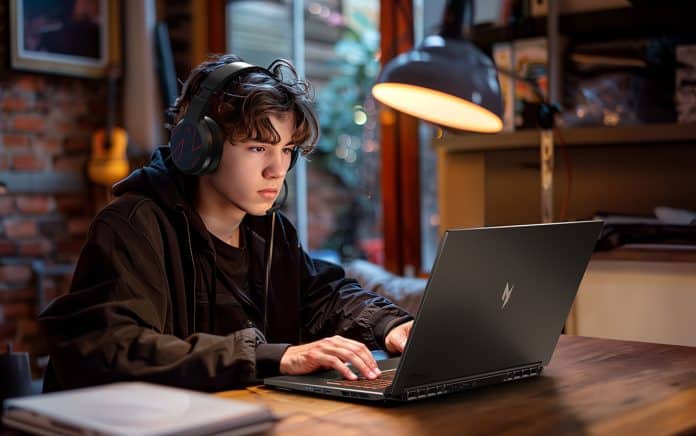 Acer Nitro V