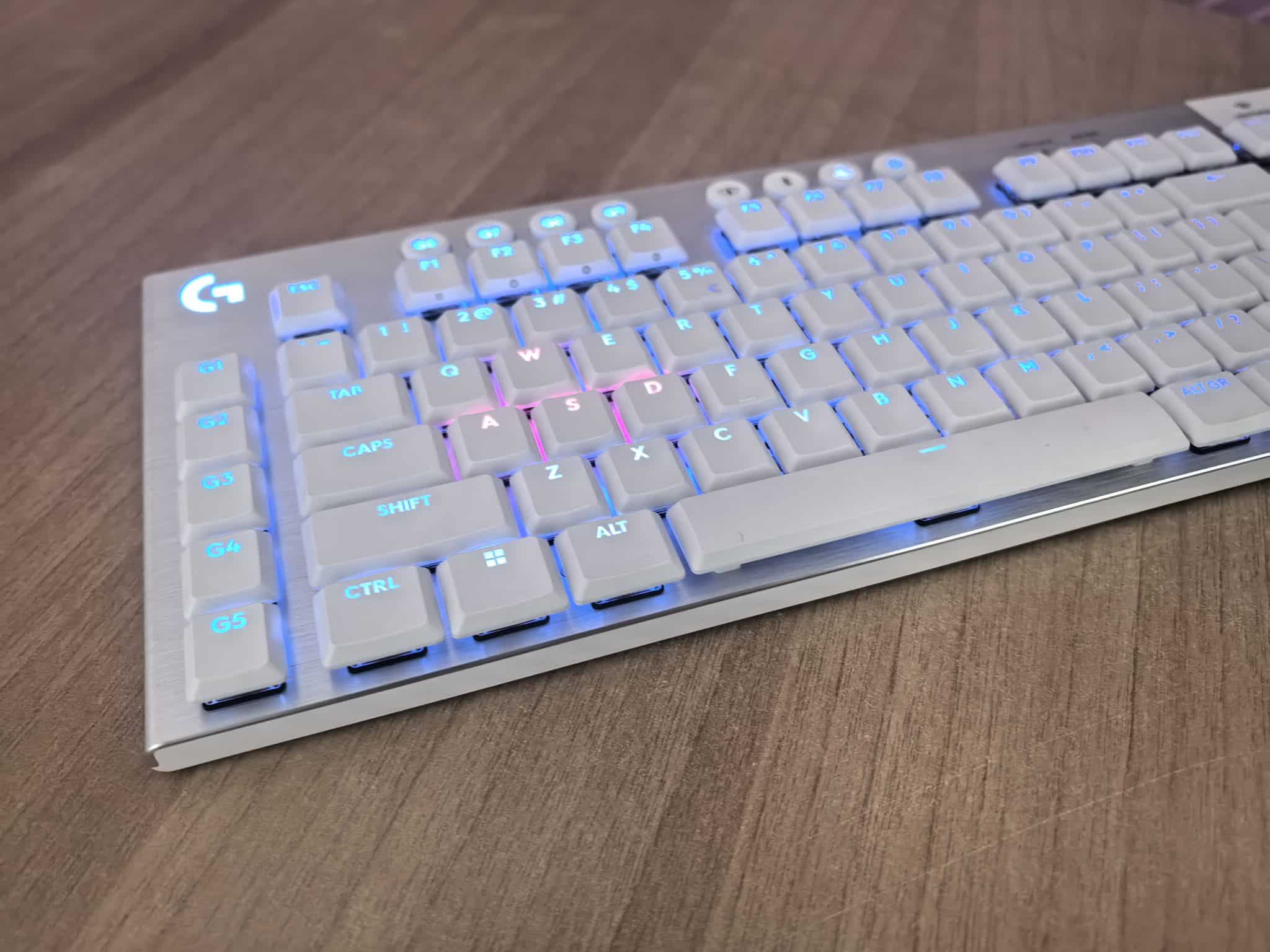 Logitech G915 X LIGHTSPEED