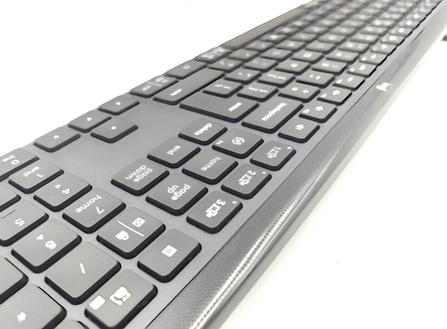 Logitech Signature Slim Combo MK950