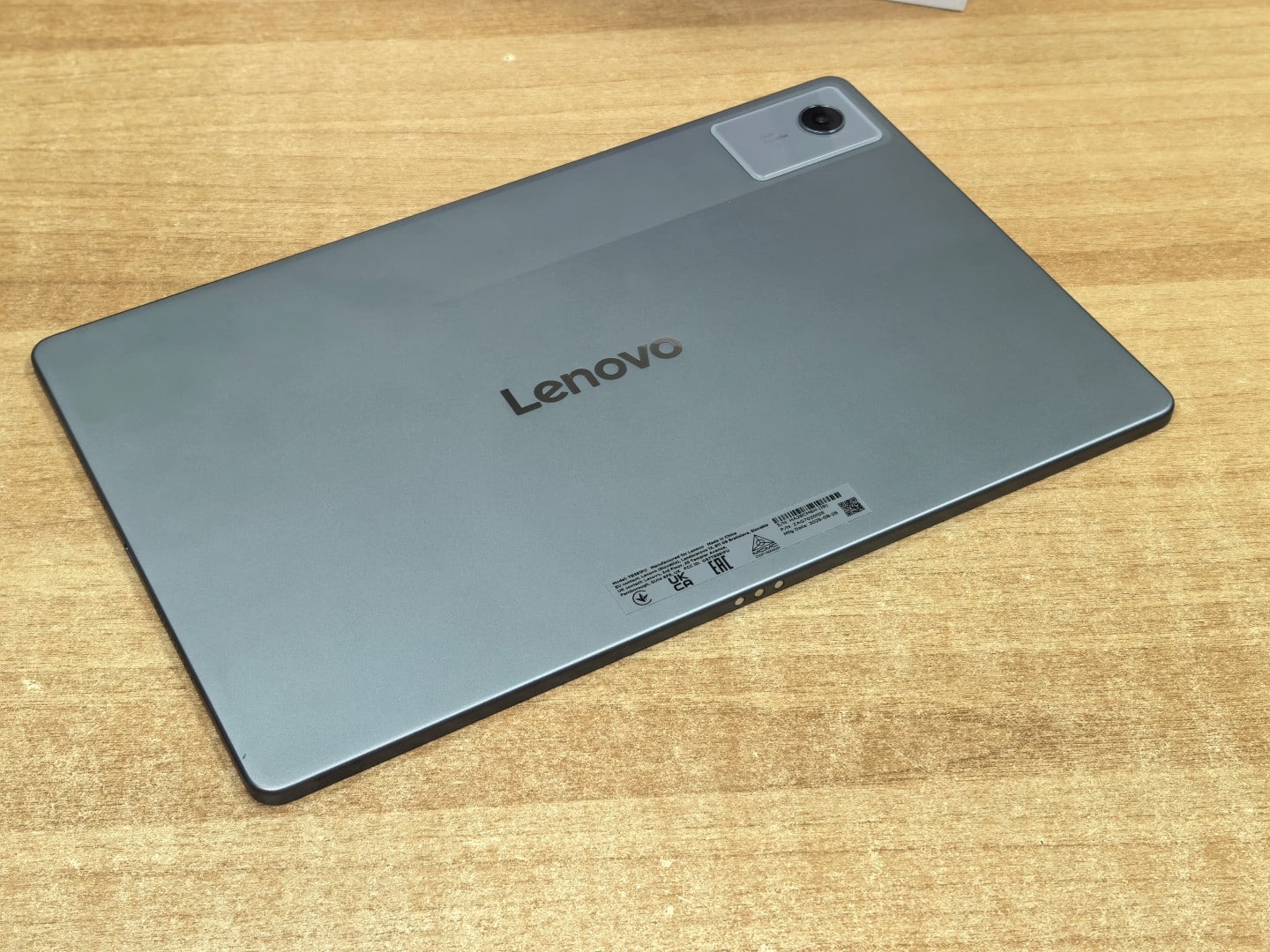 Lenovo Idea Tab Plus