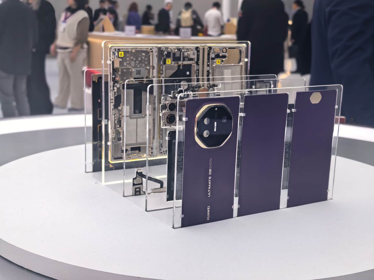 Huawei MWC 2026 Booth Tour