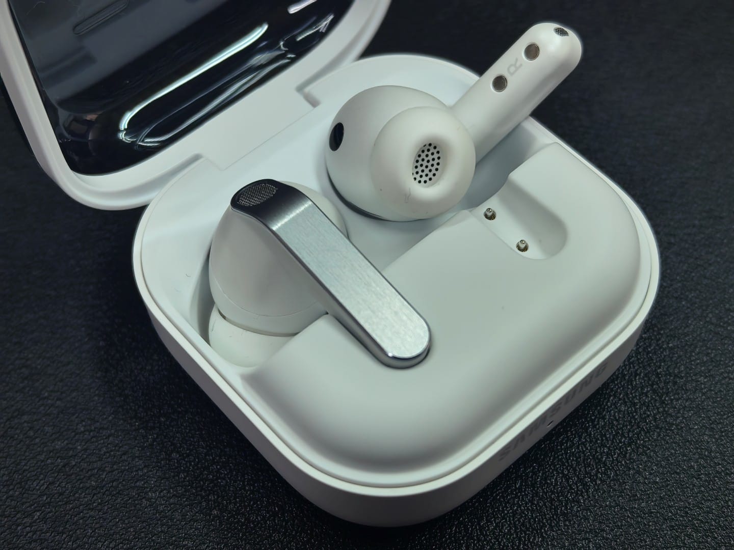 Samsung Galaxy Buds4 Pro