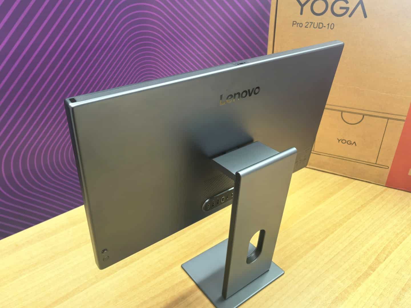 Lenovo Yoga Pro 27UD-10 Review