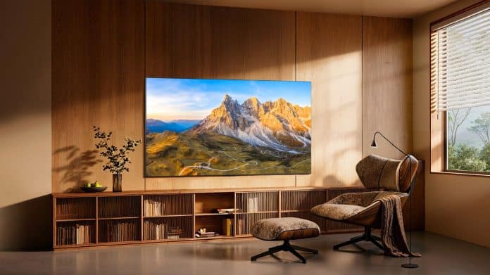 TCL C8L SQD-Mini LED